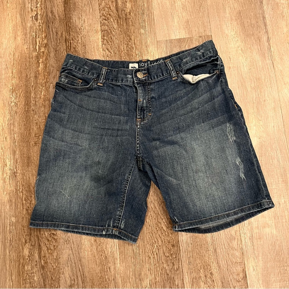 Mossimo Boyfriend Premium Denim Jean Shorts Women's Size 12 Distressed Jorts